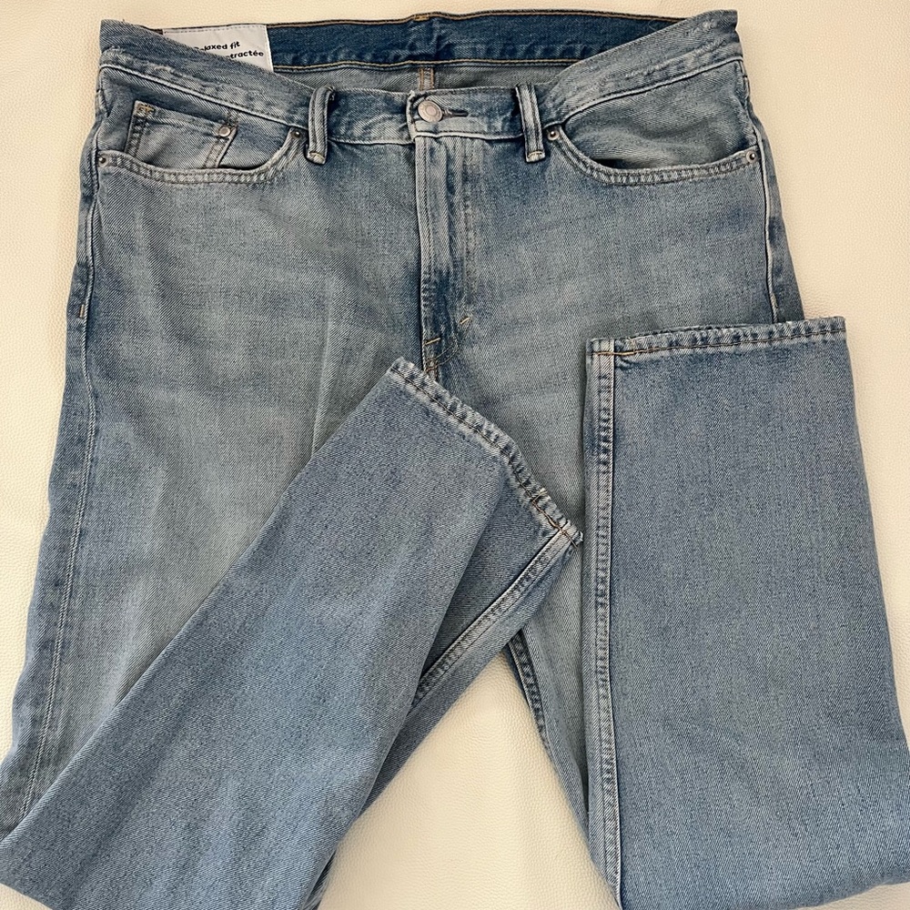 Men's Light Blue Jeans